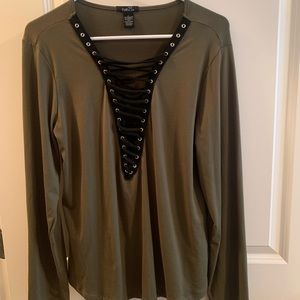 Rue21 hunter green deep v lace up long sleeve top